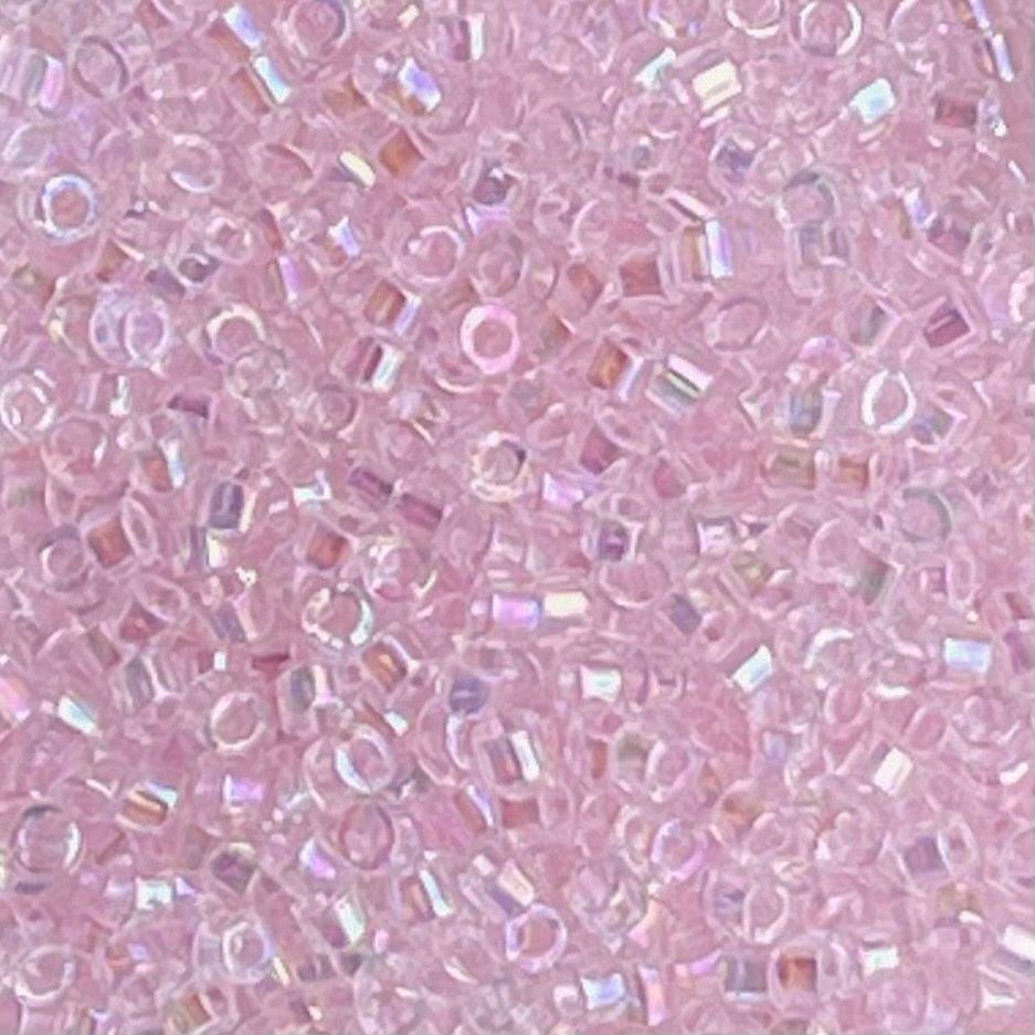 Delica Bead Lined Lt Pink AB