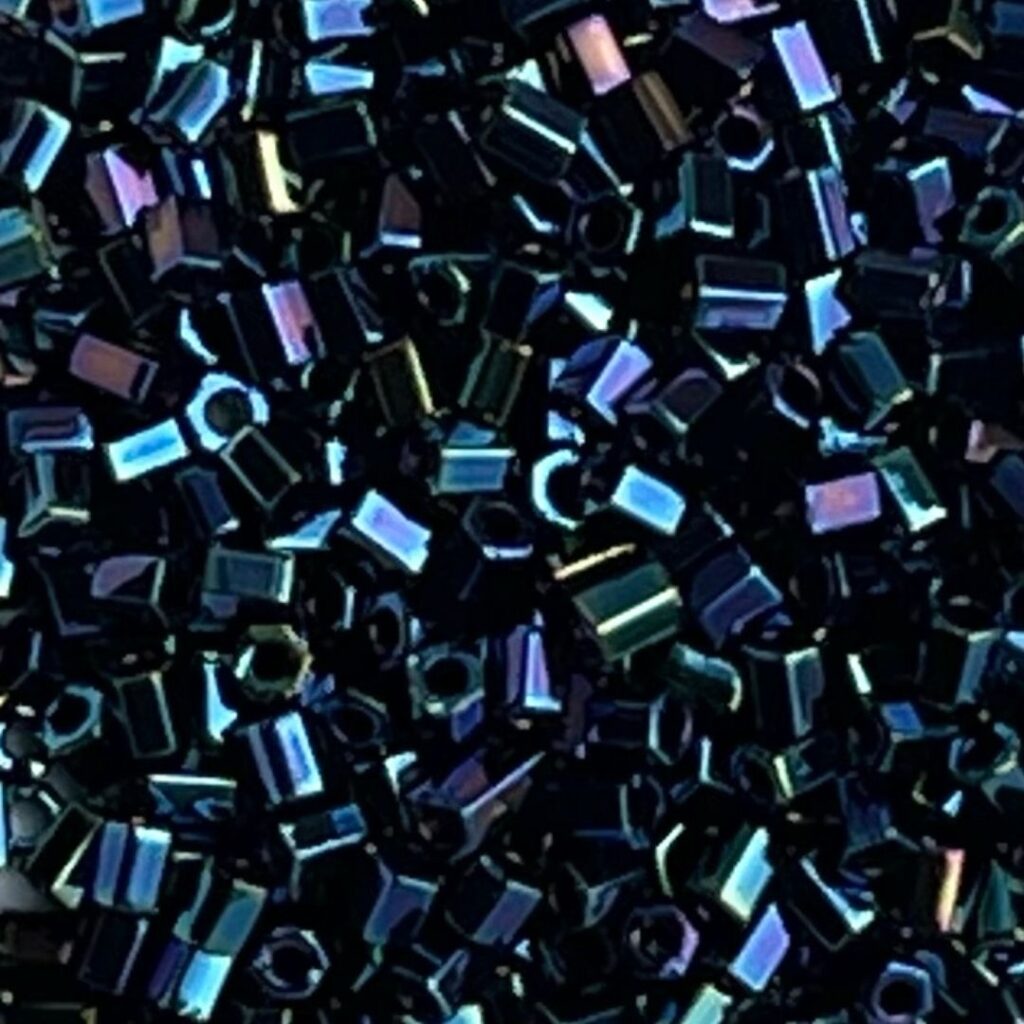 Rocalla Miyuki #11 Cut Met Dk Blue Iris x 10 grs