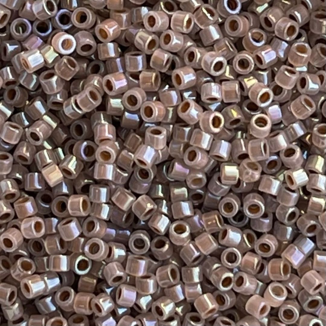 Delica Bead Cocoa Lined Opal AB - Image 1