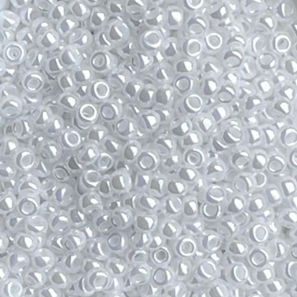 Rocalla Miyuki #11 Opaque White Pearl Ceylon
