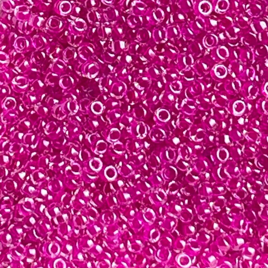 Rocalla Miyuki #15 Fuchsia Lined Crystal