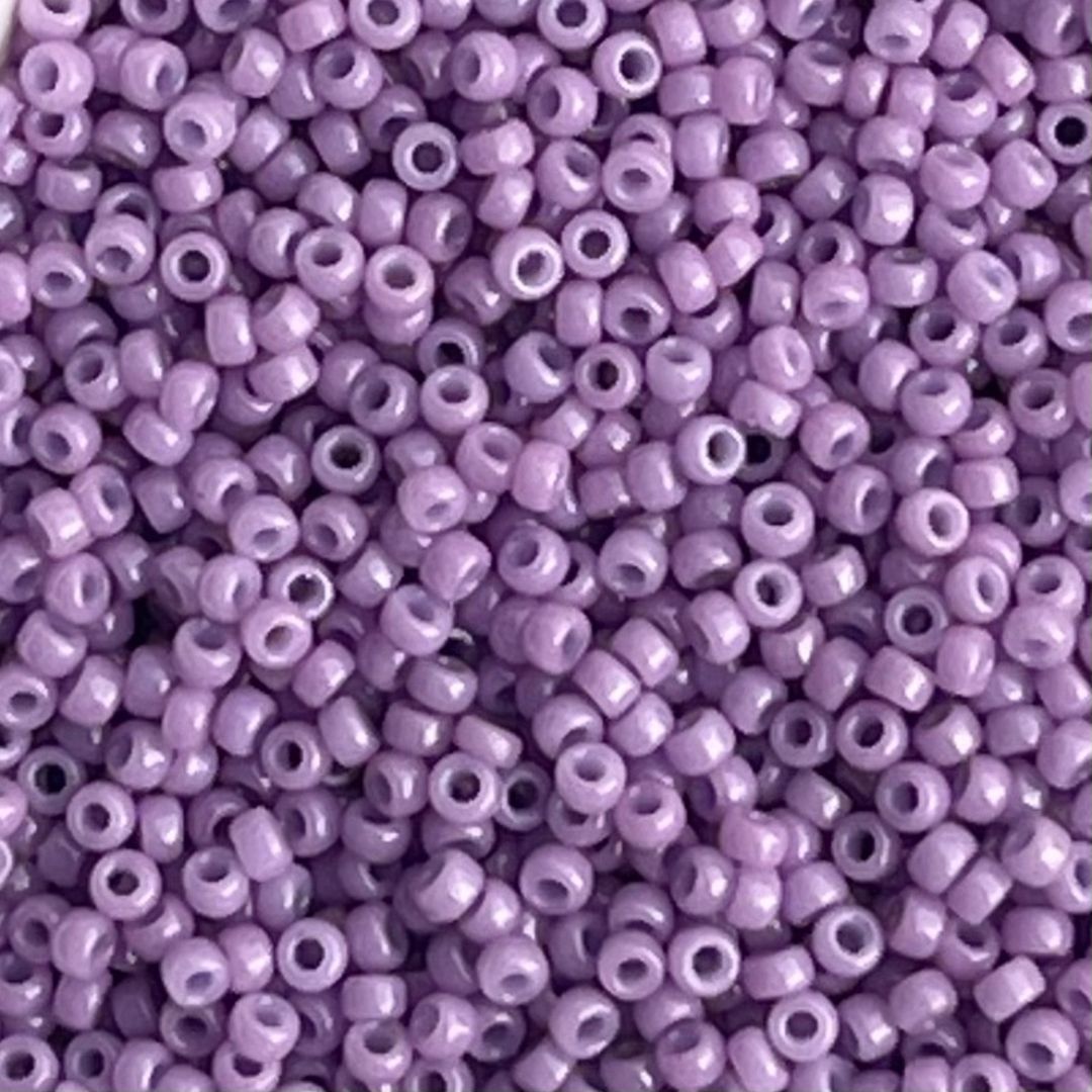 Rocalla Miyuki #15 Duracoat Opaque Dyed Lilac - Image 1