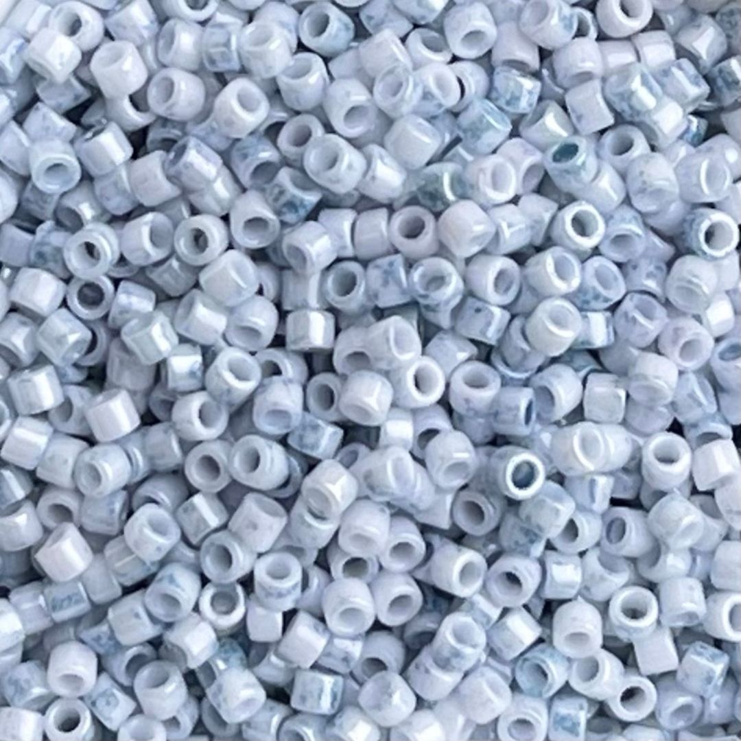 Treasure Marbled Blue-Tone White x 10 grs - Image 1