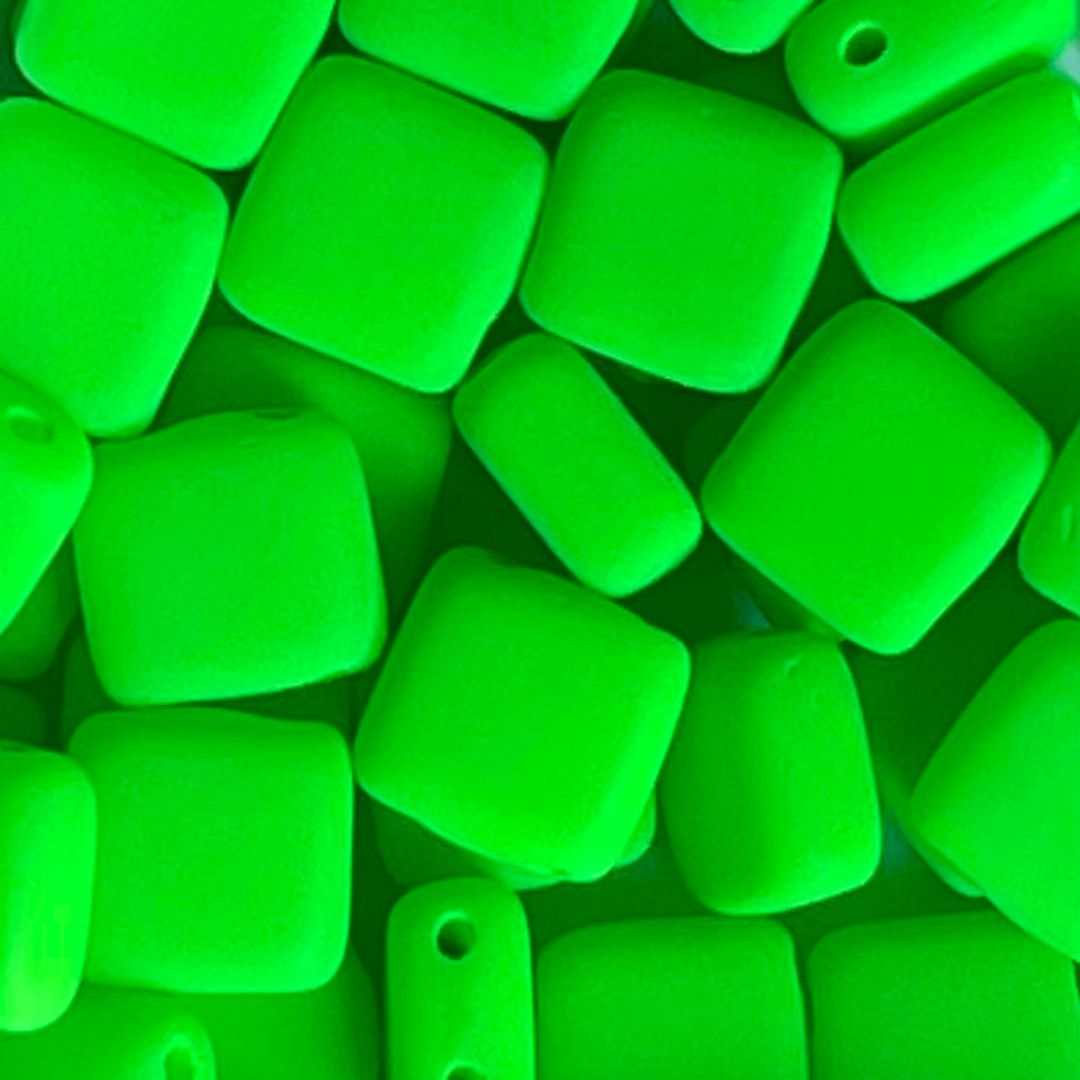 Tile Bead 6mm Neon Green x 50 bds - Image 1