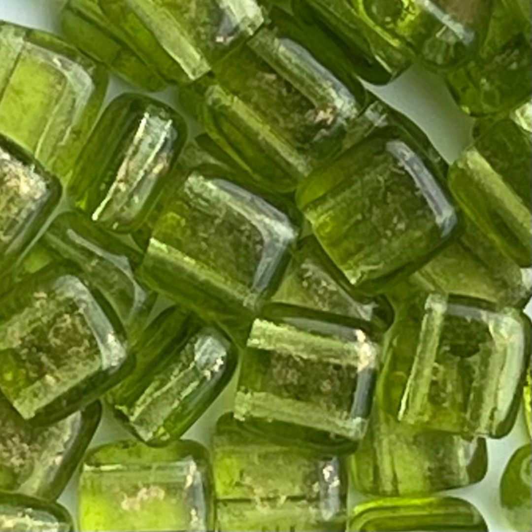 Tile Bead 6mm Gold Marbled Olivine – 50bds - Image 1
