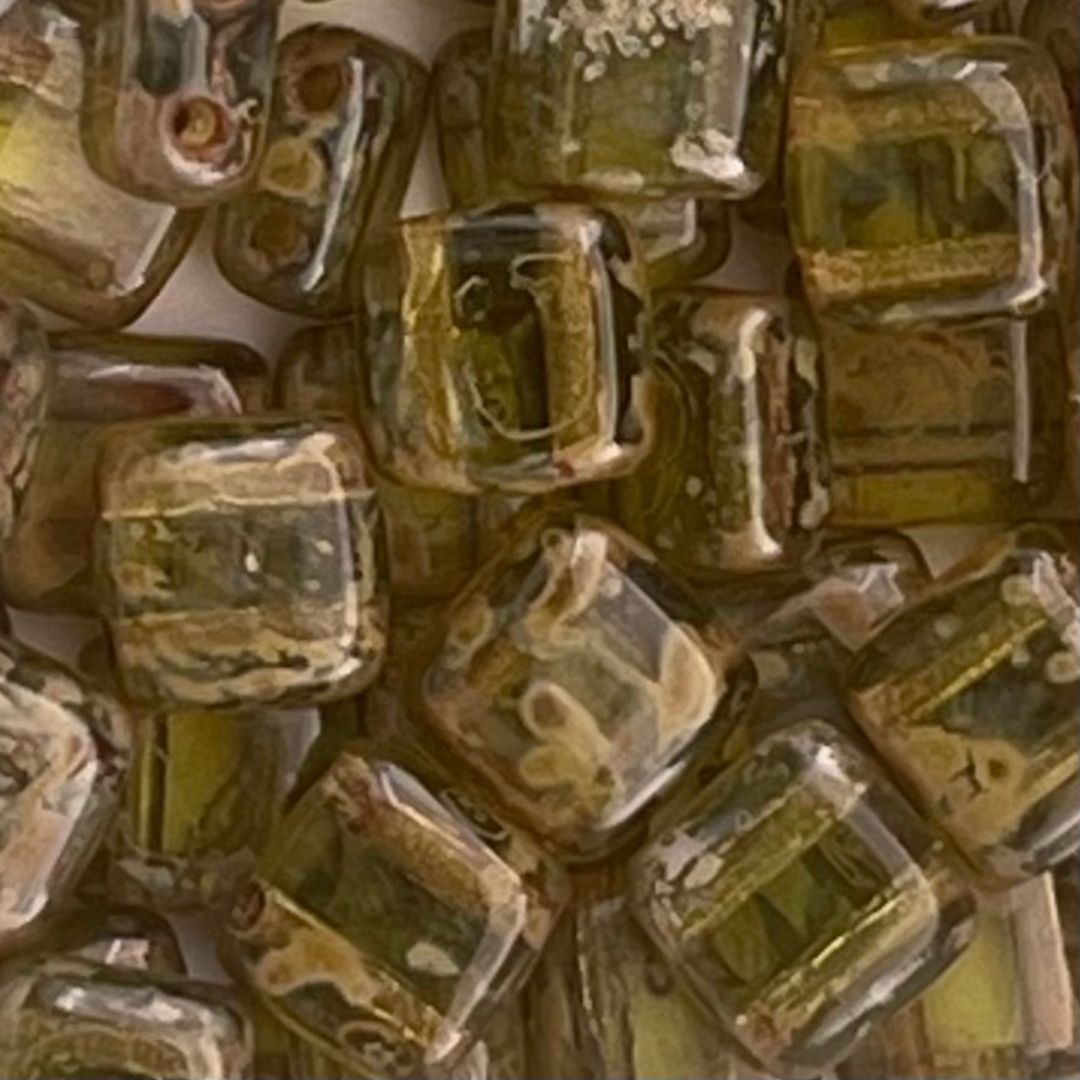 Tile Bead 6mm Transparent Olivine Picasso – 50bds - Image 1