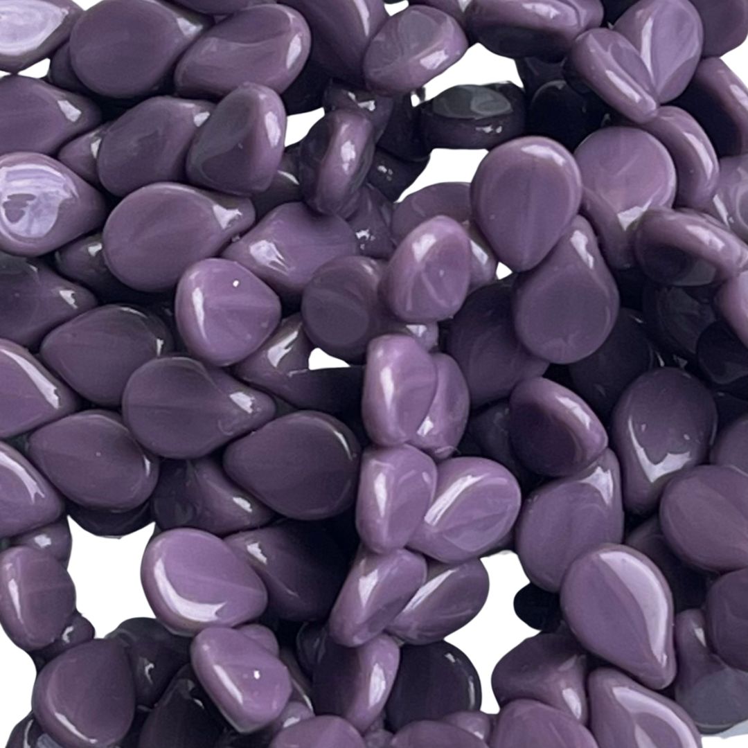 PIP 5x7mm Mauve Alabaster Opaque 69Bds/Str - Image 1
