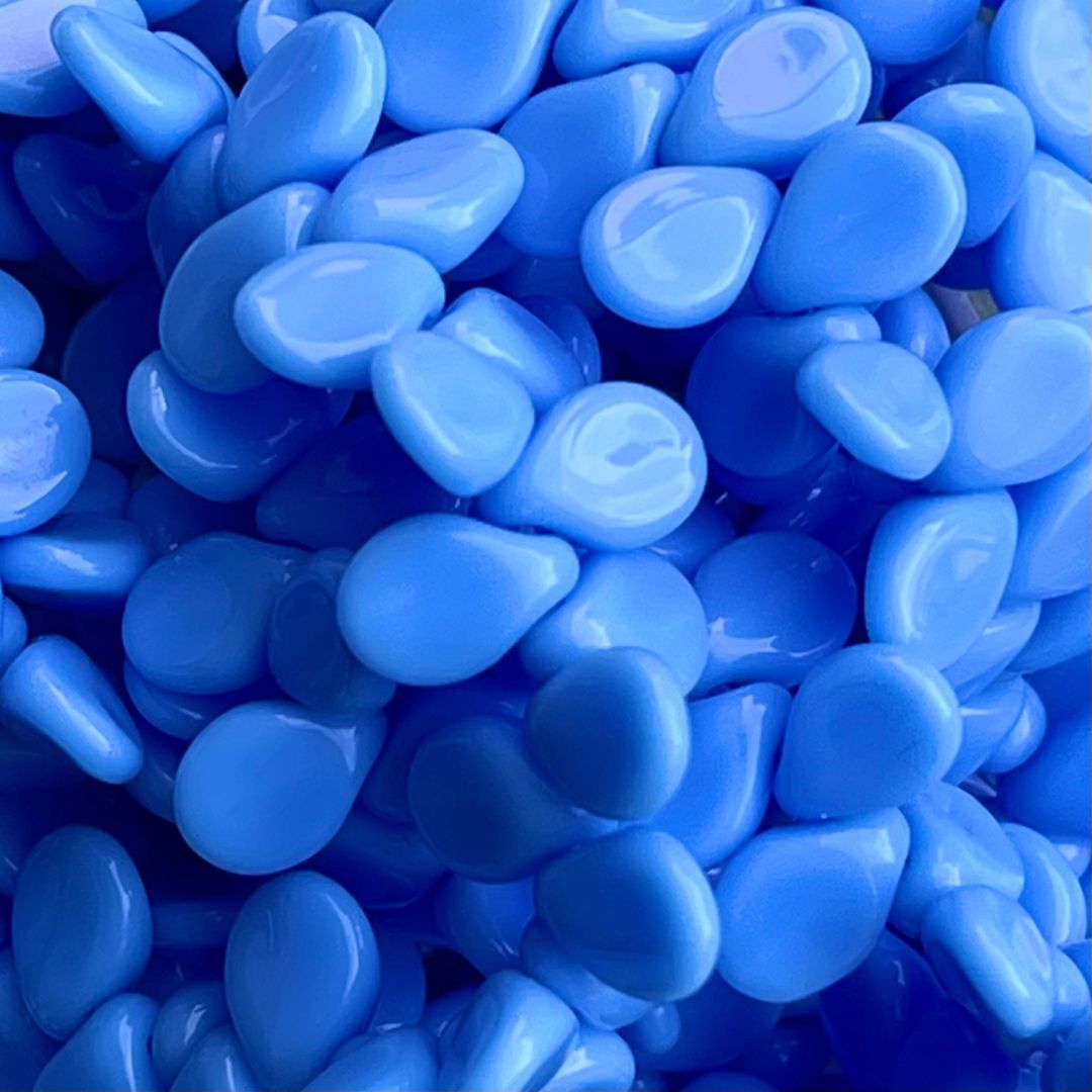 PIP 5x7mm Blue Alabaster Opaque 69Bds/Str - Image 1