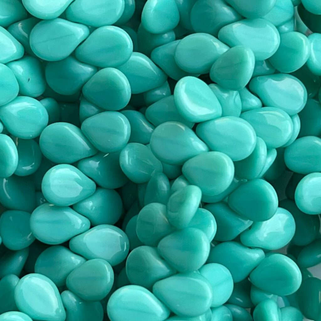 PIP 5x7mm Turquoise Alabaster Opaque 69Bds/Str