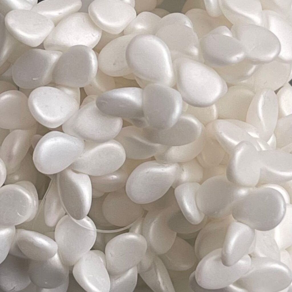 PIP 5x7mm Silk Matte White 69Bds/Str