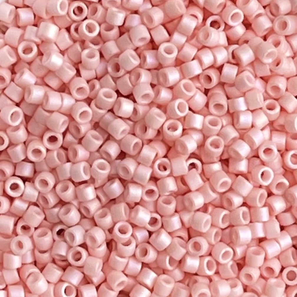 Delica Bead Matte Opaque Lt Salmon AB