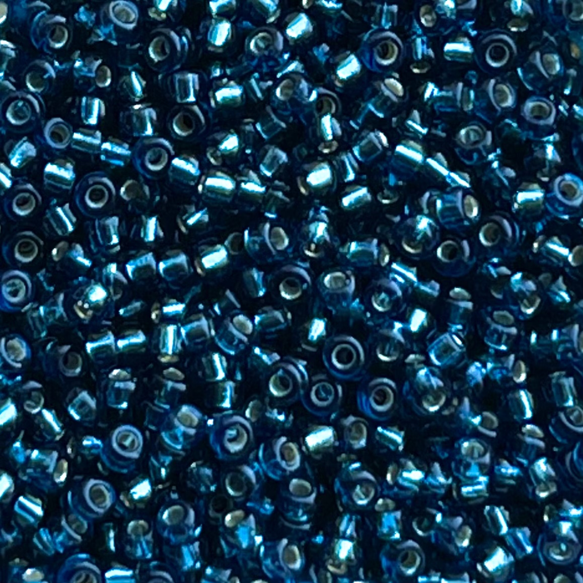 Rocalla Miyuki #11 SilverLined Blue Zircon - Image 1