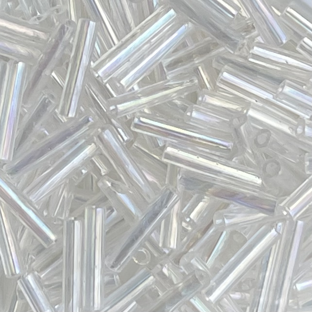 Bugle #3 (9mm ) Transparent Rainbow Crystal x 10 grs - Image 1