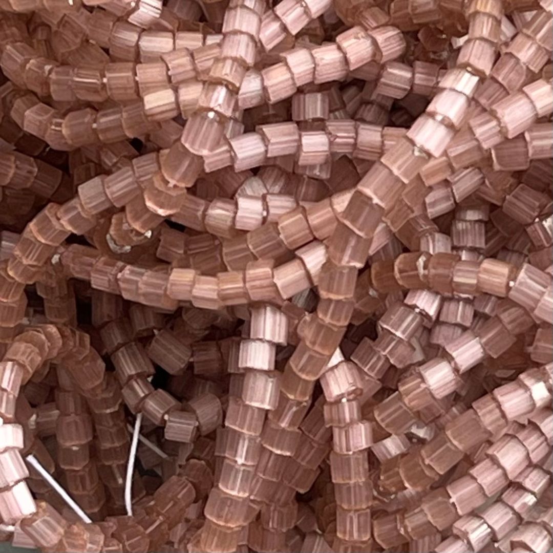 Czech Seed Beads 10/0 2Cut Satin Lavender Solgel Strung - Image 1