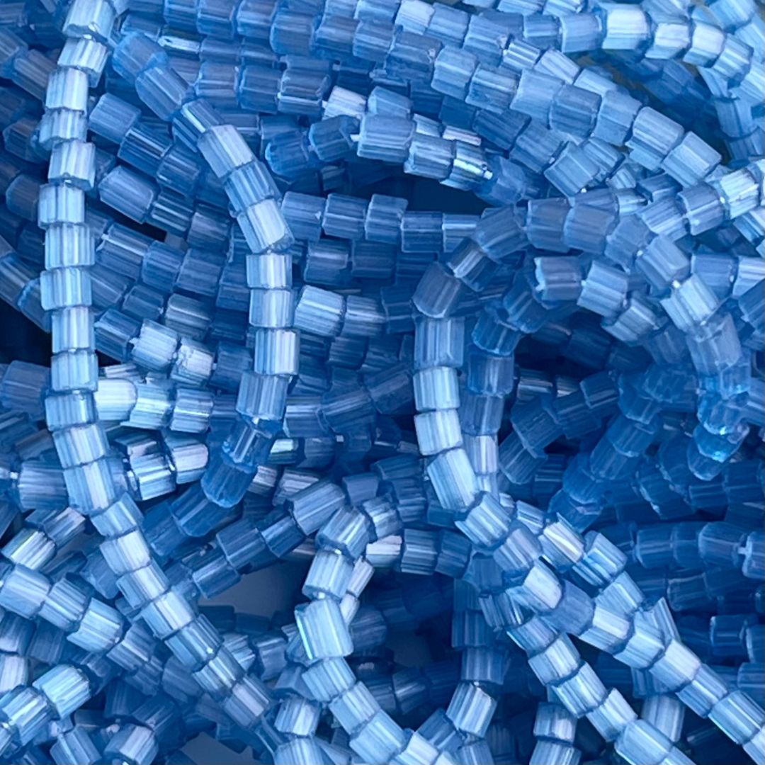 Czech Seed Beads 10/0 2Cut Satin Blue Solgel - Image 1