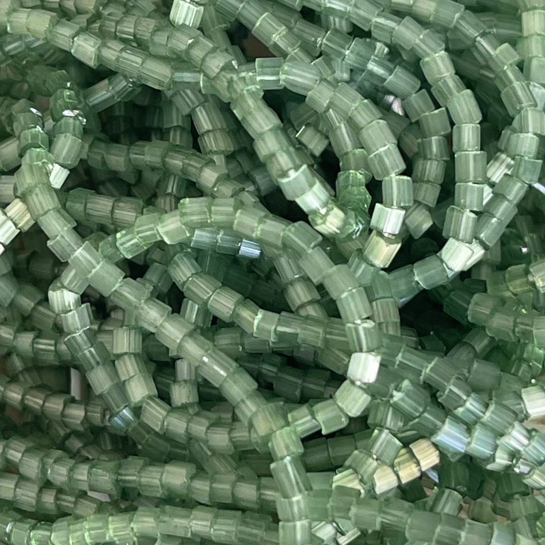 Czech Seed Beads 10/0 2Cut Satin Eucalyptus Solgel - Image 1