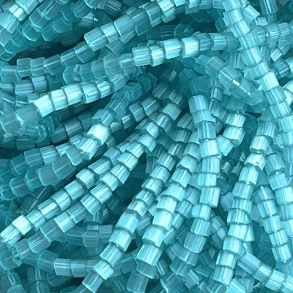 Czech Seed Beads 10/0 2Cut Satin Turquoise Solgel