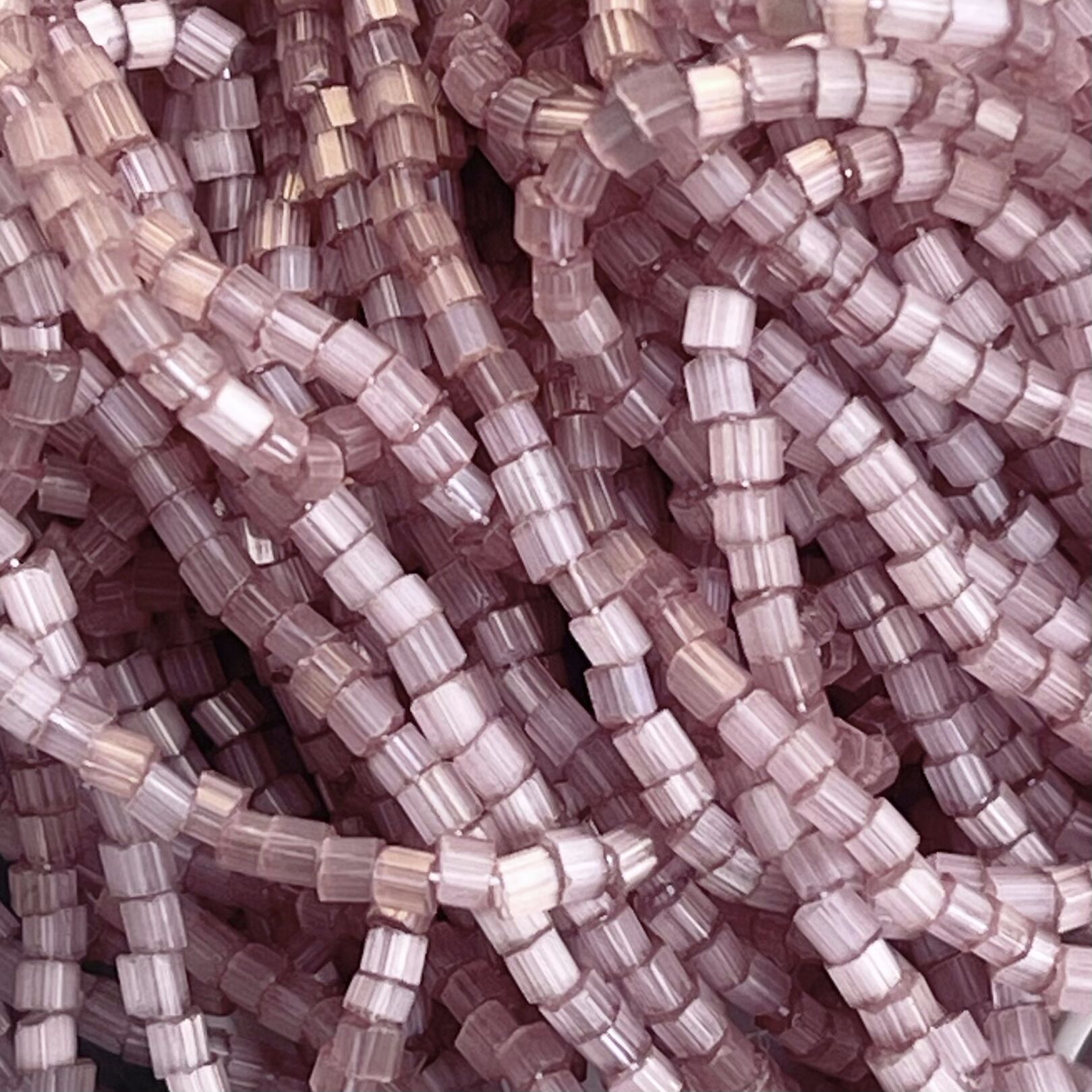 Czech Seed Beads 10/0 2Cut Satin Brown Solgel - Image 1