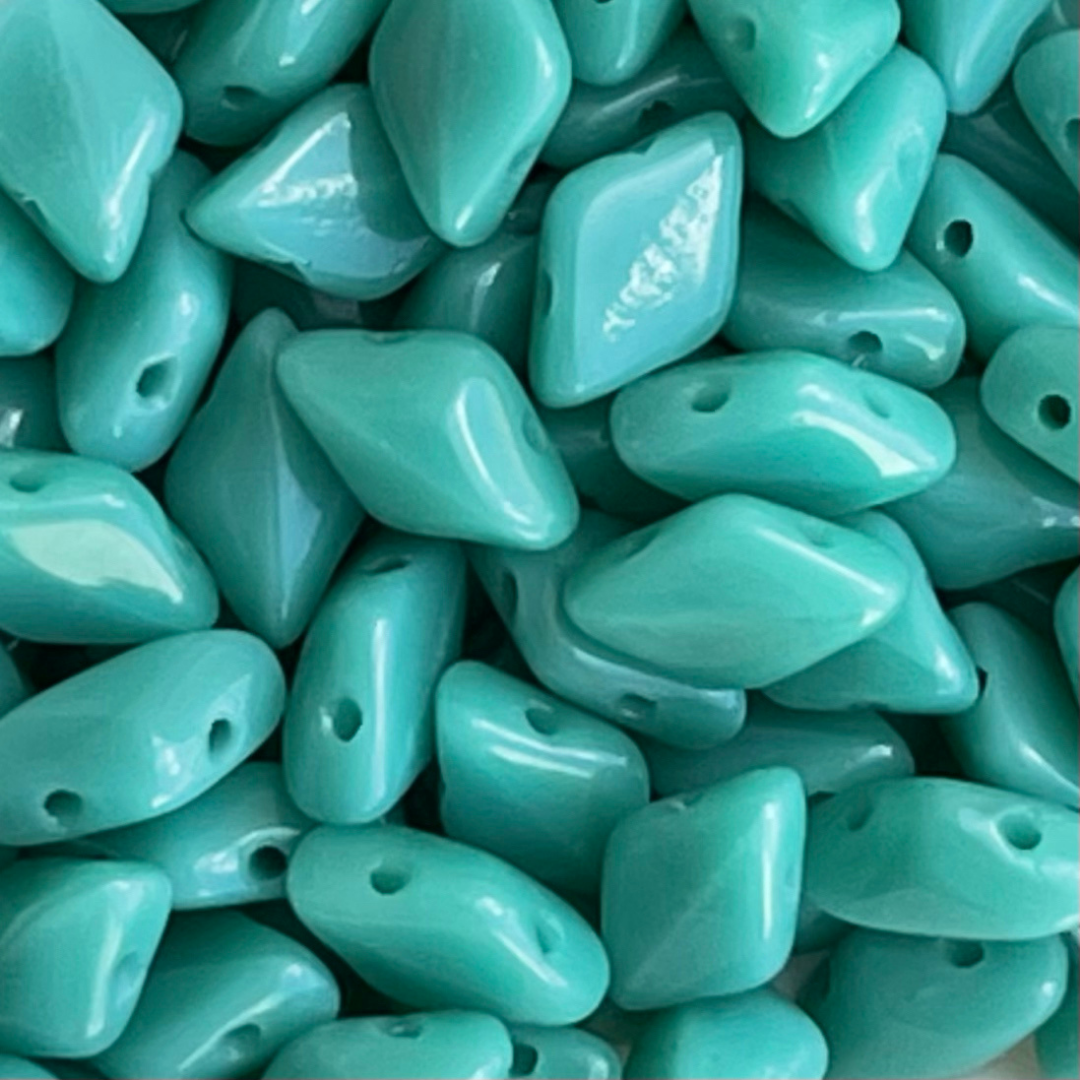 GemDuo 8x5mm Turquoise Green Opaque x 10 grs - Image 1