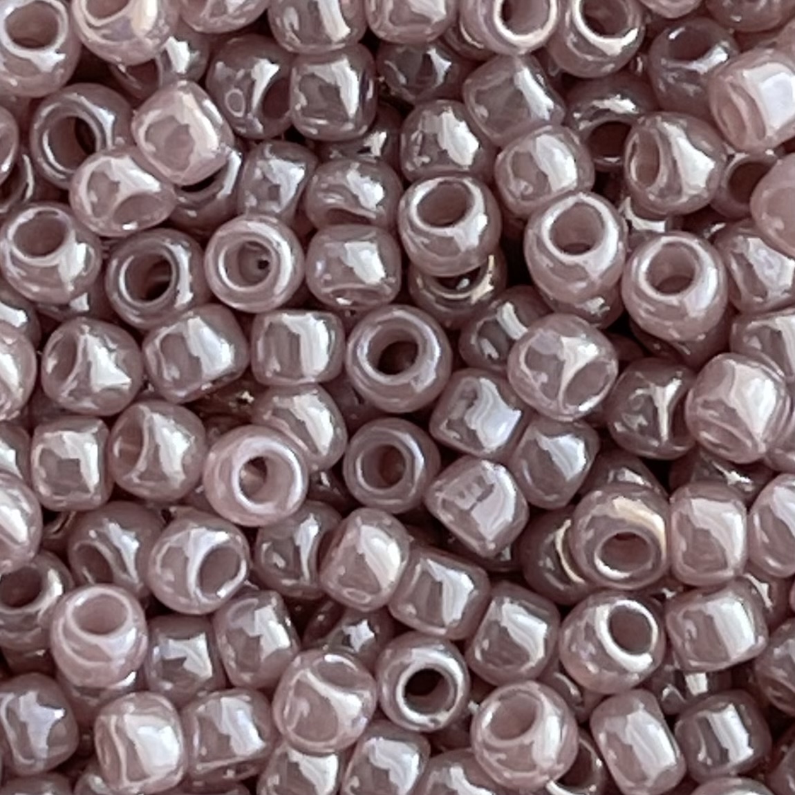 Round #8 Ceylon Grape Mist - Image 1