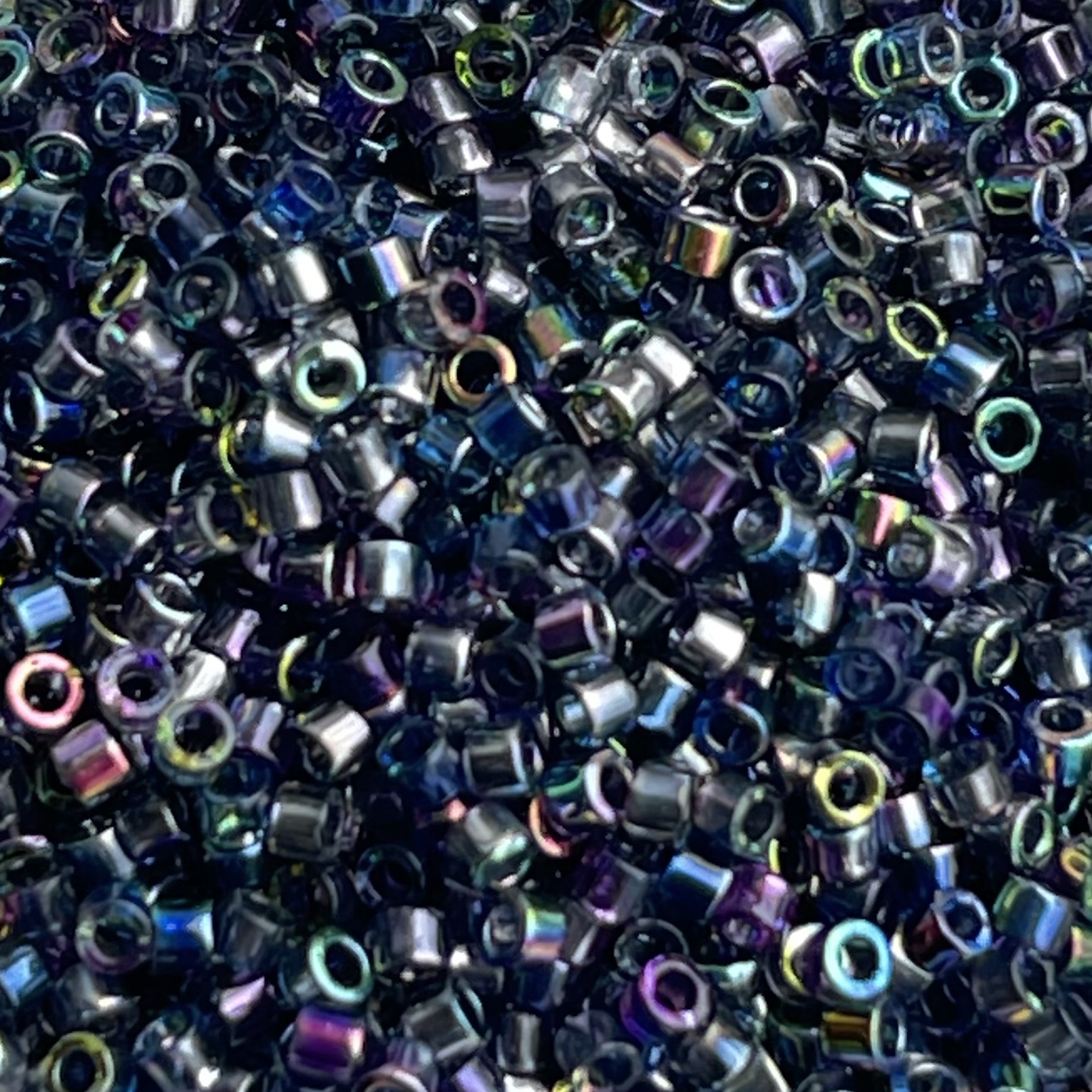 Delica Bead Magic Blue x 10 grs - Image 1