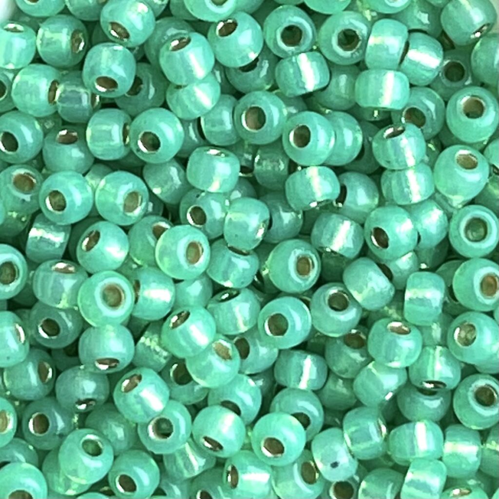 Rocalla Miyuki #8 Duracoat SilverLined Mint Green