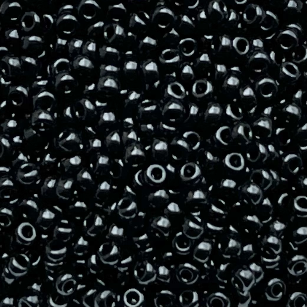 Rocalla Miyuki #11 Opaque Black - Image 1