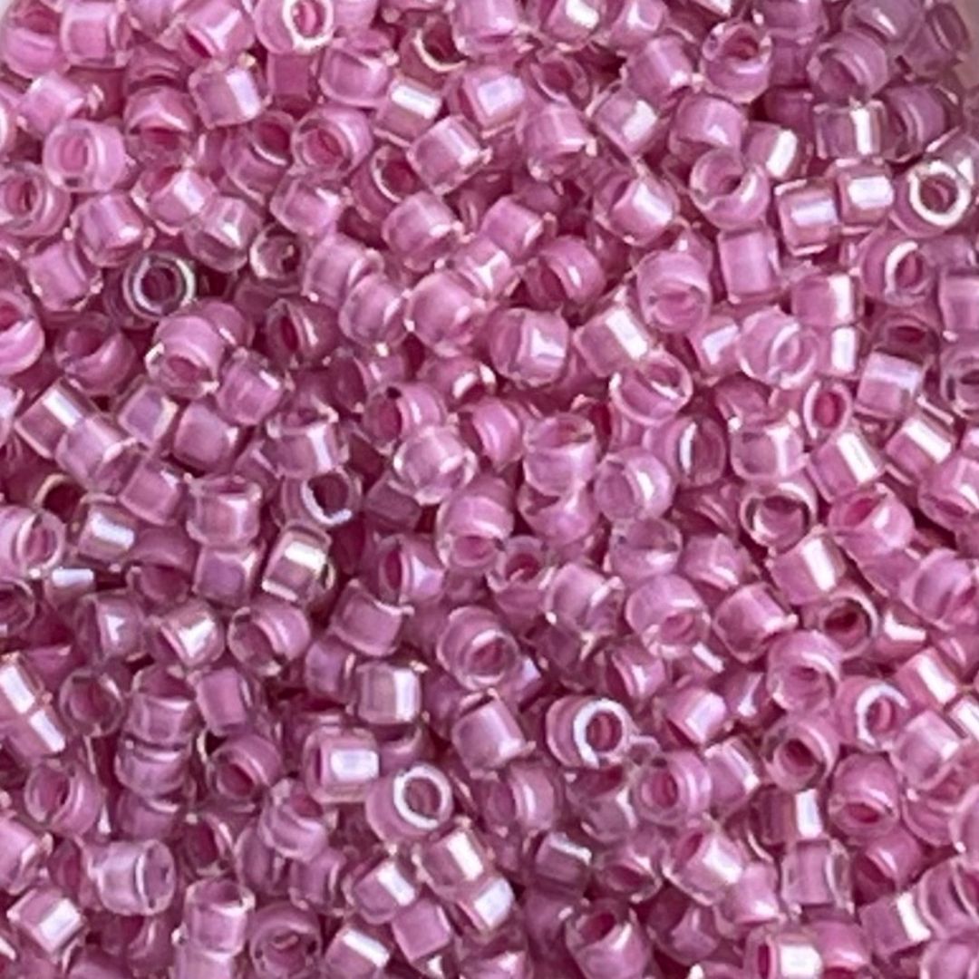 Delica Bead Lined Pale Lilac AB - Image 1