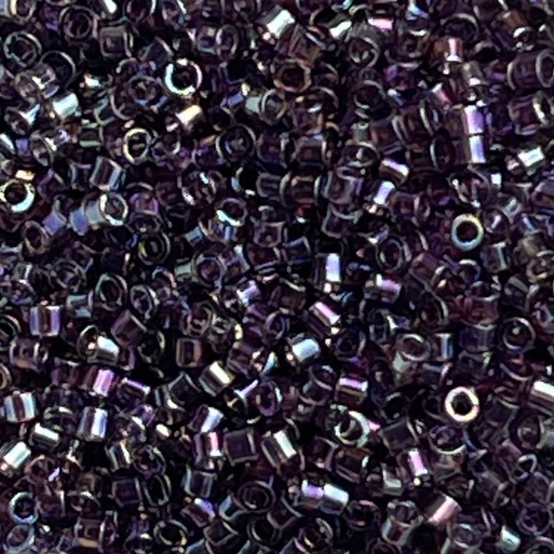 Delica Bead Transparent Mauve AB - Image 1
