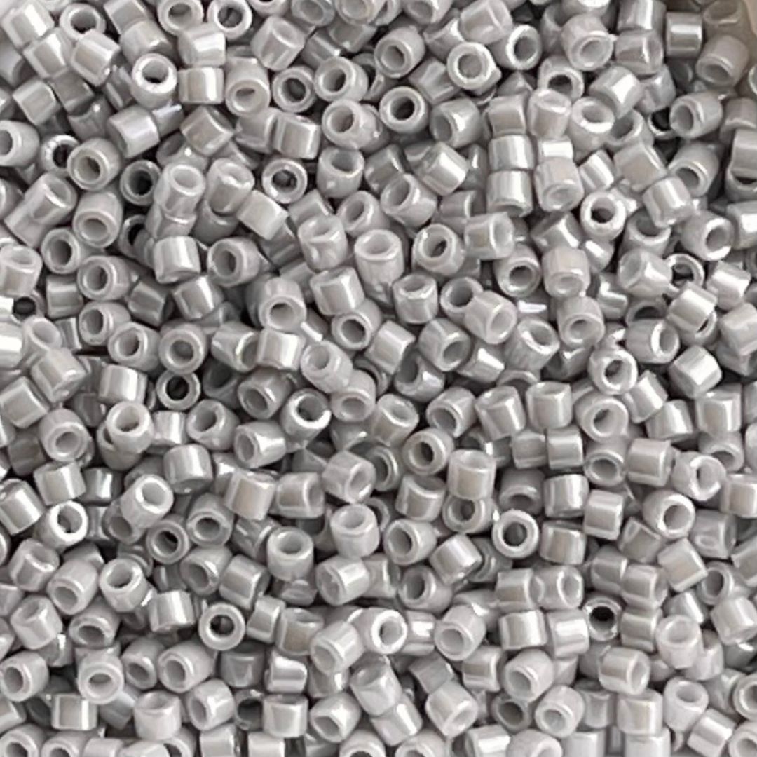 Delica Bead Lt Smoke Ceylon Luster - Image 1