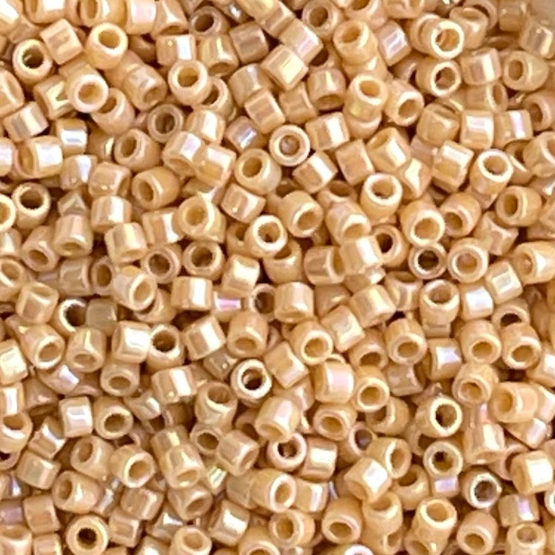 Delica Bead Opaque Pear AB - Image 1