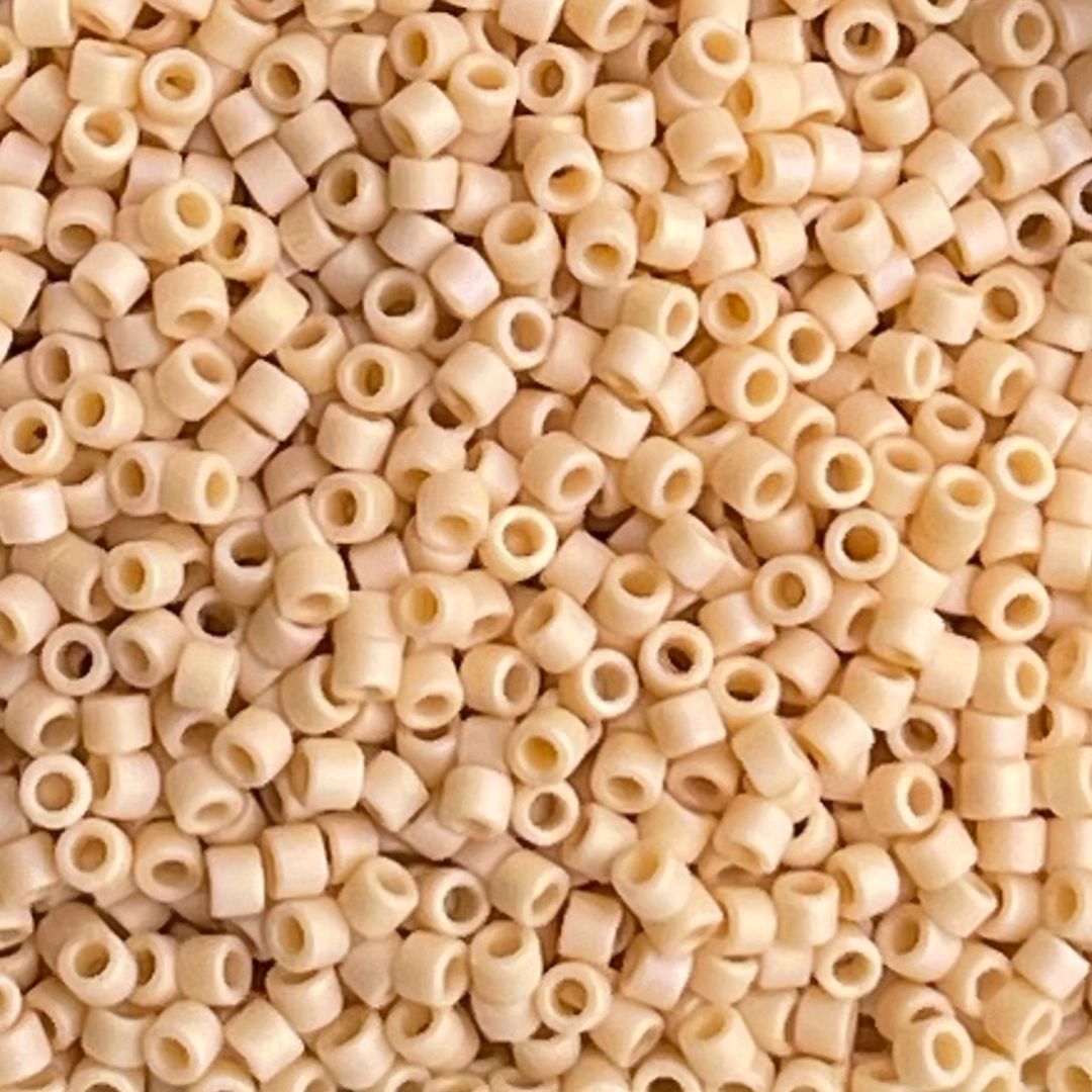 Delica Bead Opaque Pear AB - Image 1