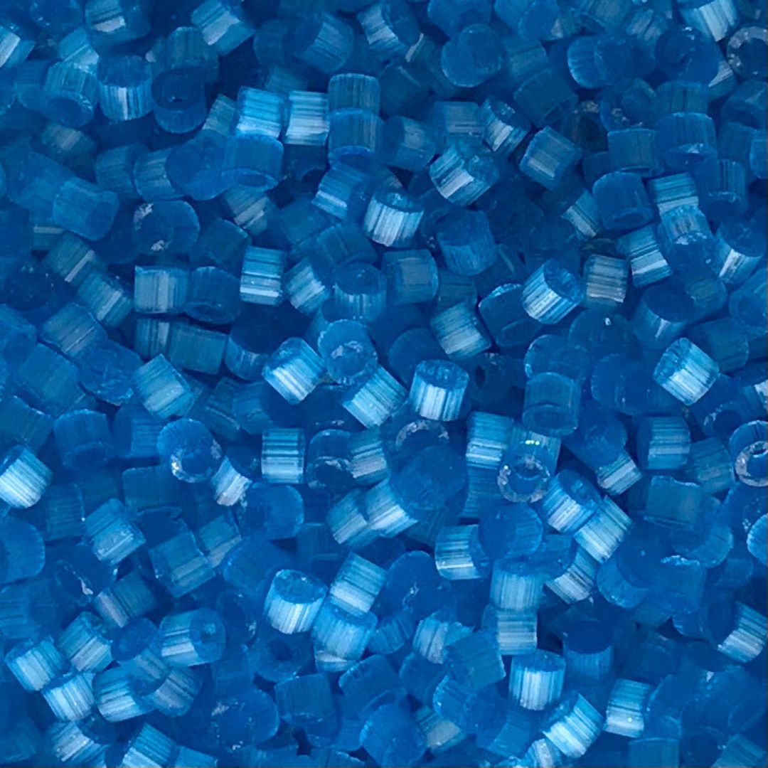 Delica Bd Silk Inside Dyed Delphinium - Image 1