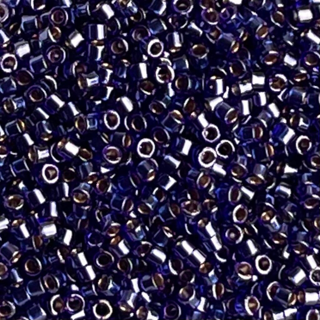 Delica Bead Lined Dk Blue Luster
