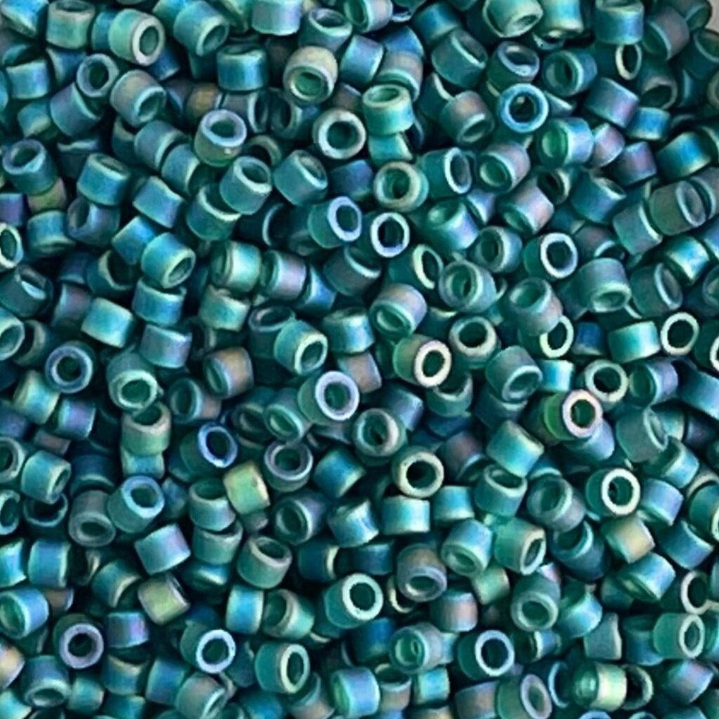 Delica Bead Matte Transparent Emerald AB