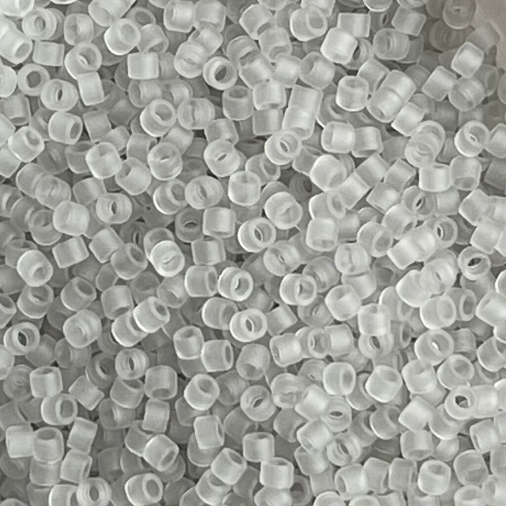 Delica Bead Matte Transparent Gray Mist