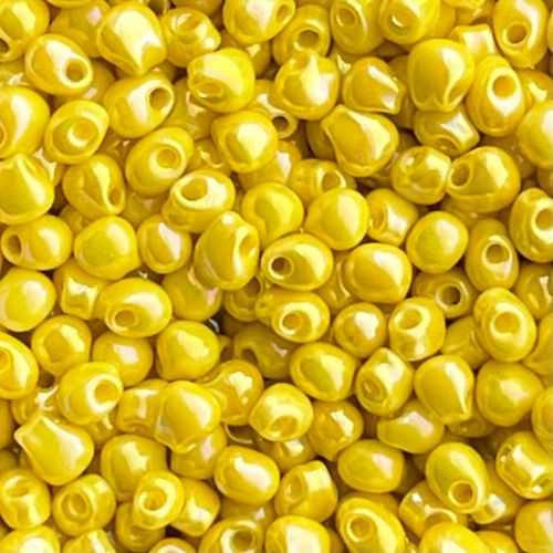 Drop 2.8mm Opaque Yellow AB