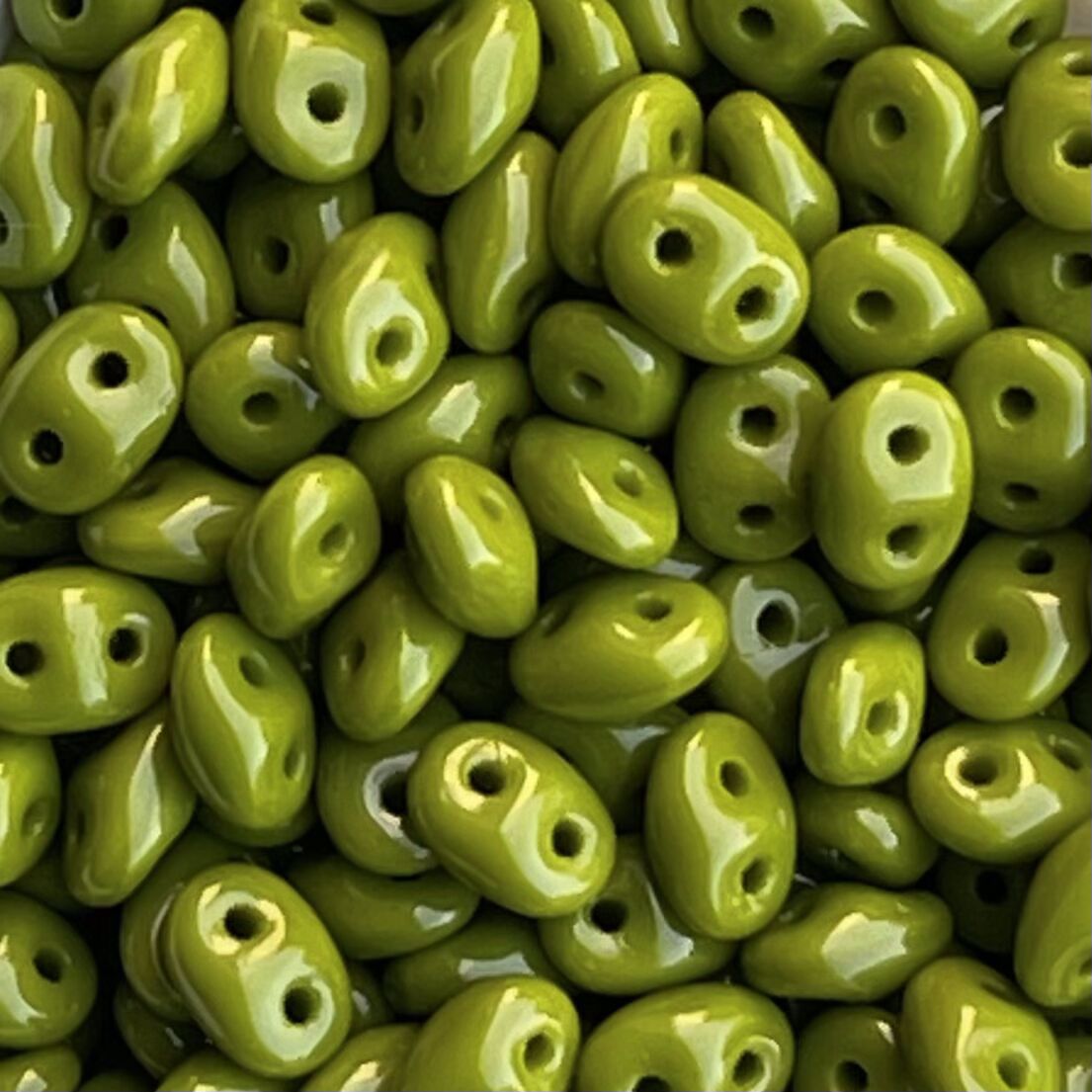 SuperDuo 2x5MM Opaque Green - Image 1