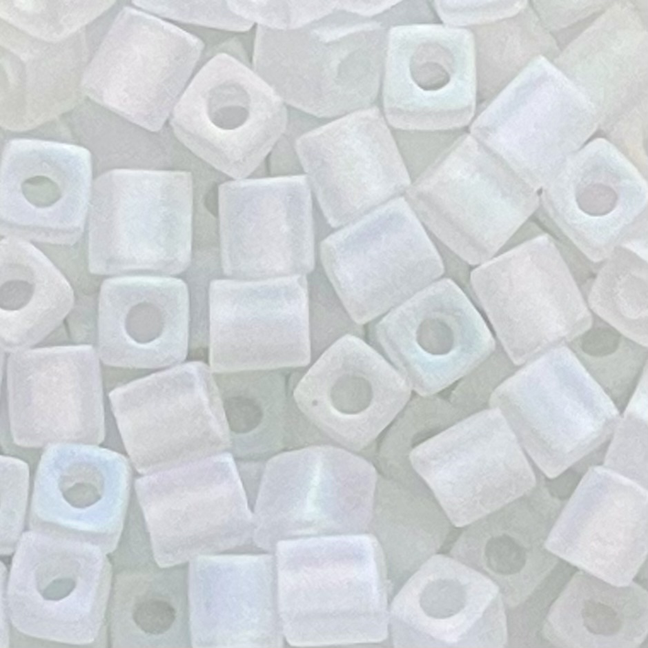 Square 4mm Transparent Frosted Rainbow Clear