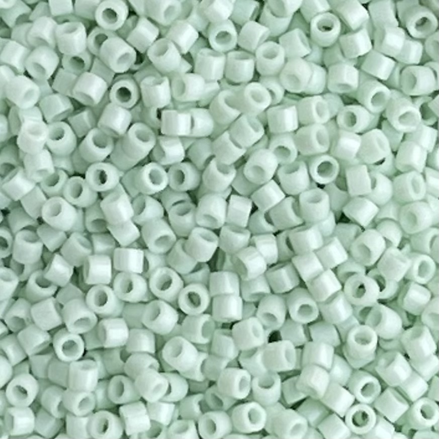 Delica Bead Matte Opaque Lt Mint AB