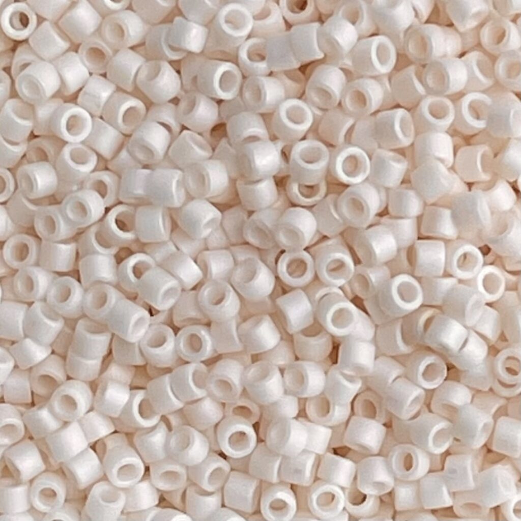 Delica Bead Matte Opaque Bisque White AB