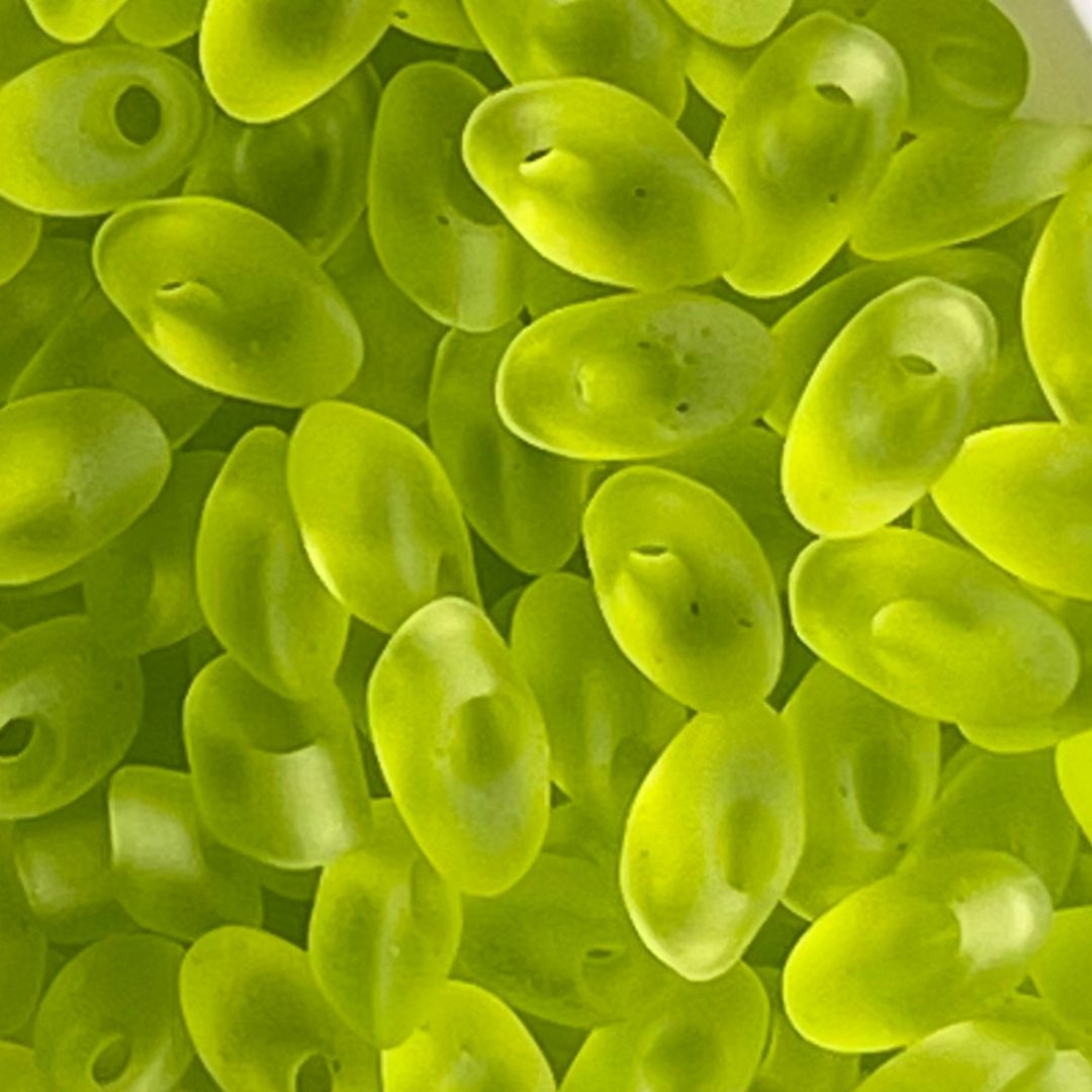 Long Magatama Matte Transparent Chartreuse - Image 1