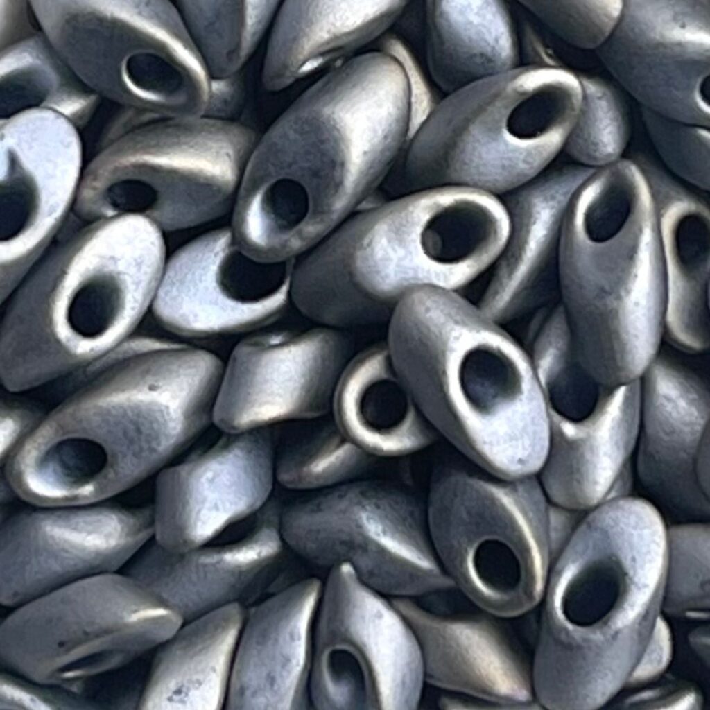 Long Magatama Matte Metallic Silver Gray