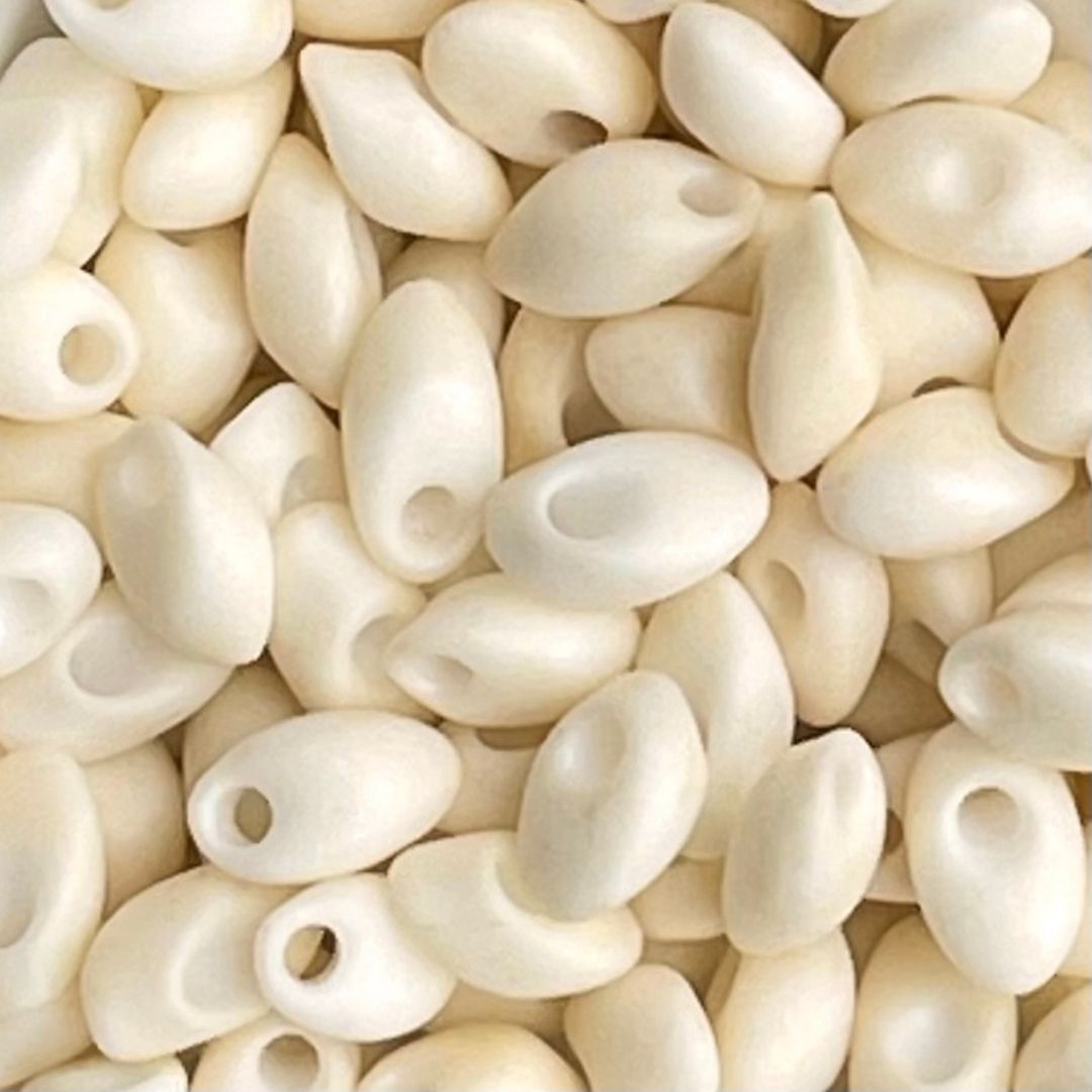 Long Magatama Matte Opaque Cream - Image 1