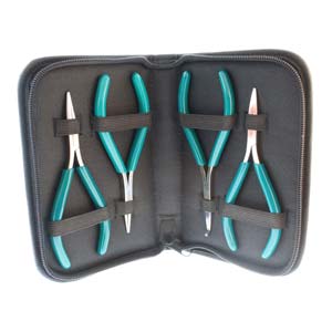 Juego De 4 Pinzas Con Estuche - 4 Piece Micro-Fine W/Case