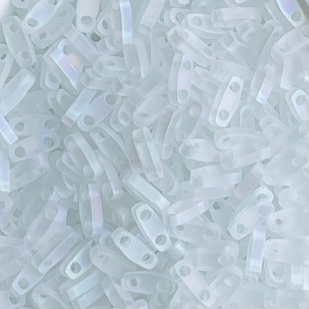 Quarter Tila Matte Transparent Crystal AB - Image 1