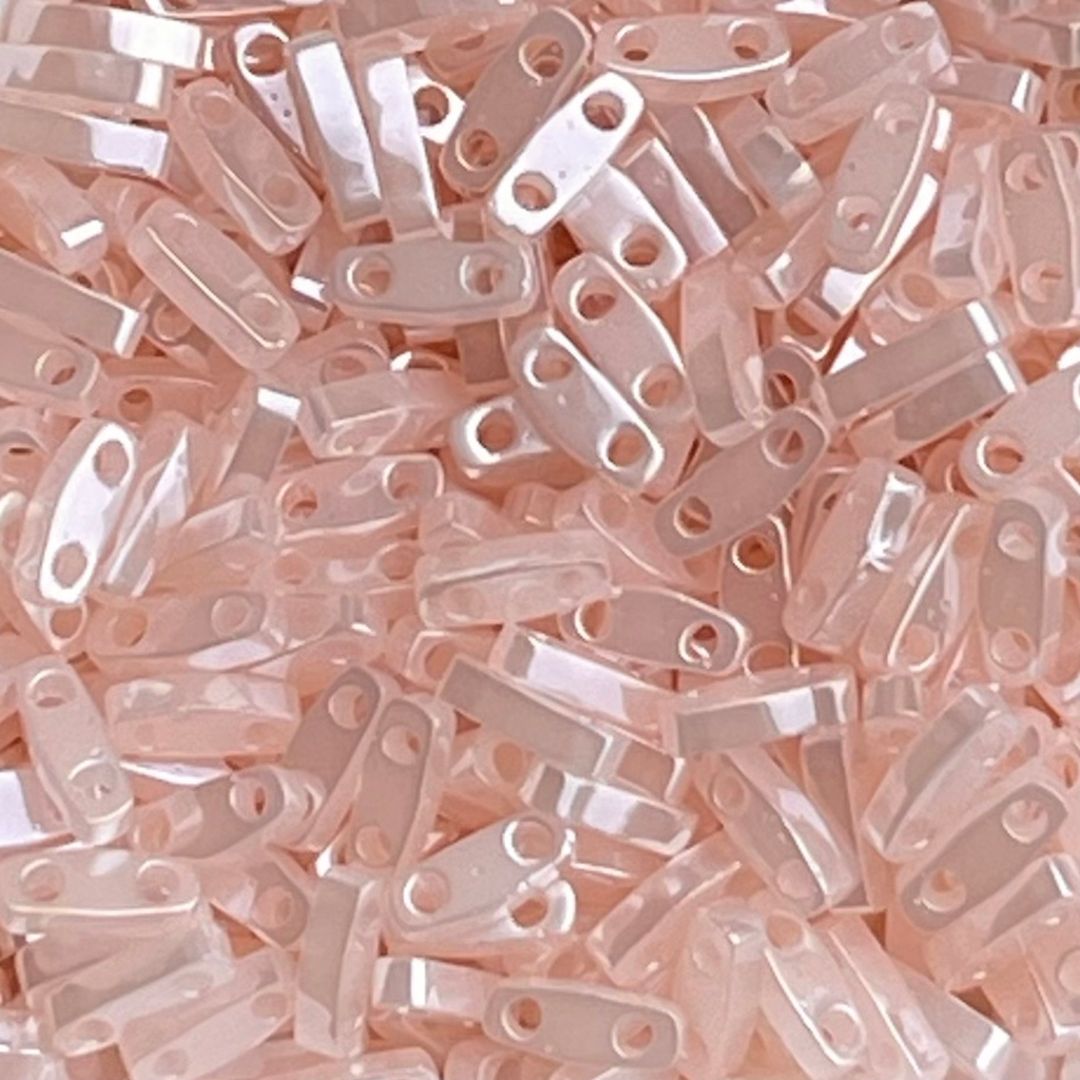 Quarter Tila Opaque Pink Pearl Ceylon - Image 1