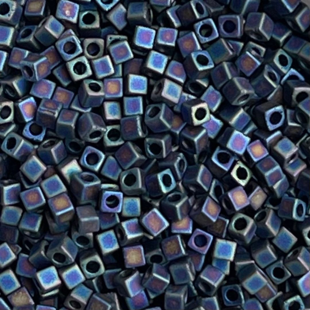 Square Opaque Matte Black AB - Image 1