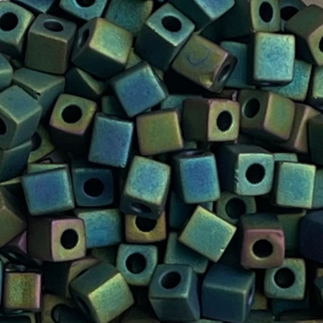 Square 4mm Matte Metallic Teal Iris - Image 1