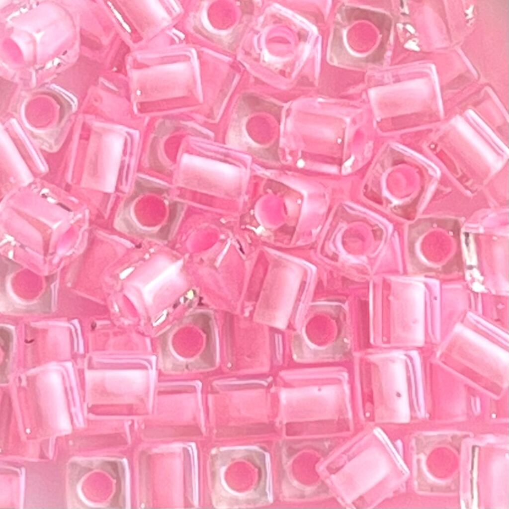 Square 4mm Transparent Color Lined Pink